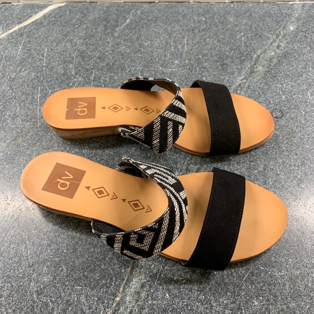 DV Sandals